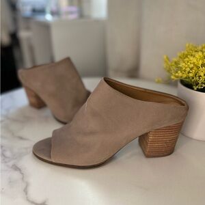 LUCKY BRAND Organza Mule Driftwood Open Toe Wedge Heel 8.5